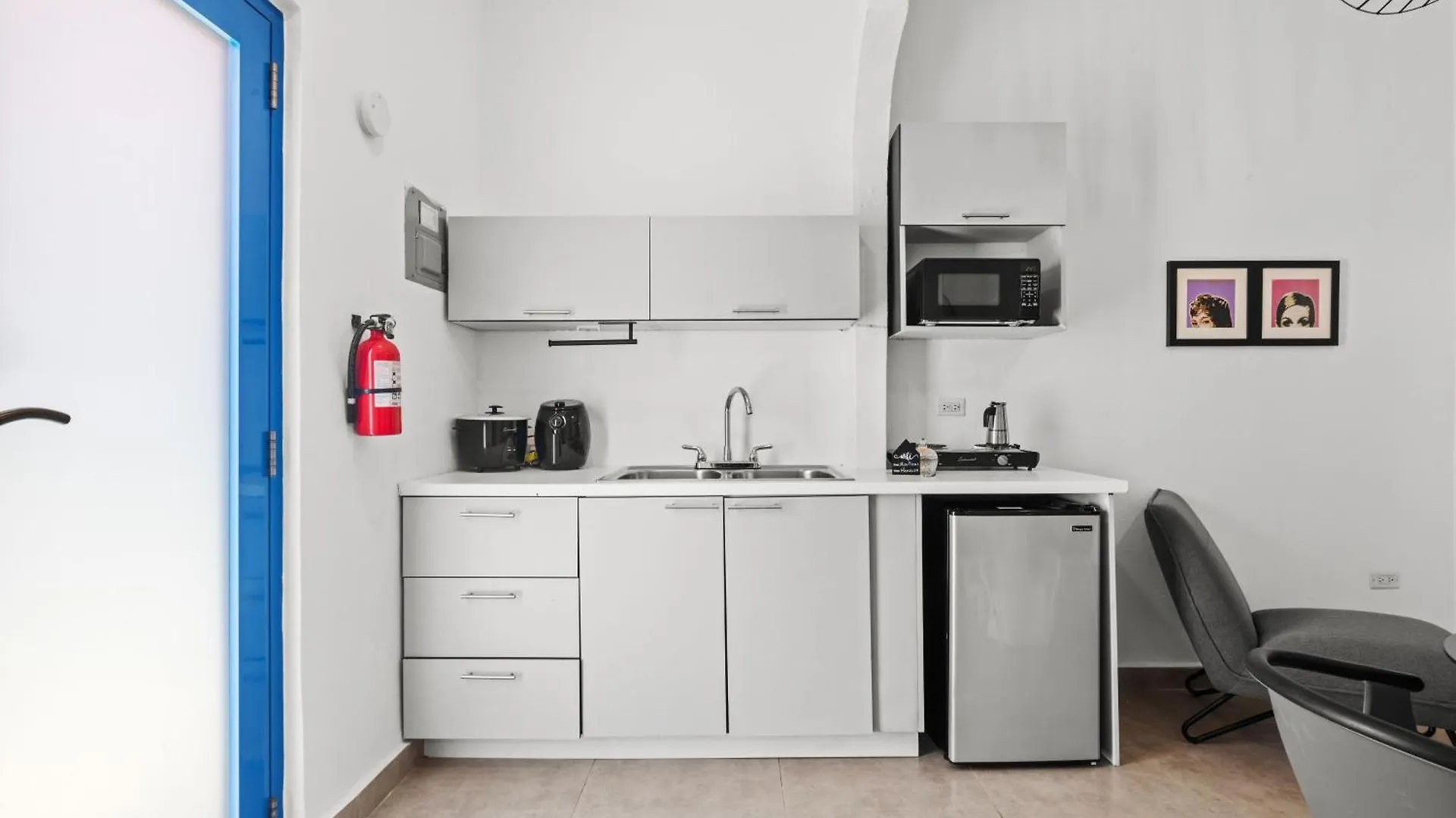 Artistic One-Bedroom Garden Apartment In Sj Mm9 San Juan