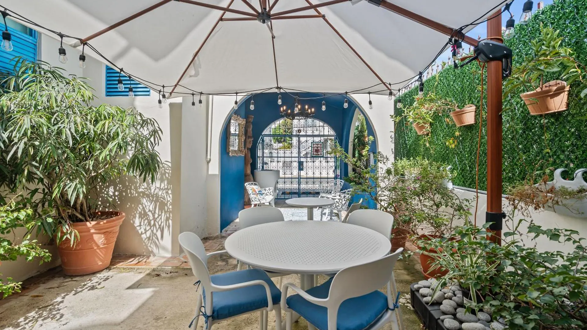 Artistic One-Bedroom Garden Apartment In Sj Mm9 San Juan Porto Riko