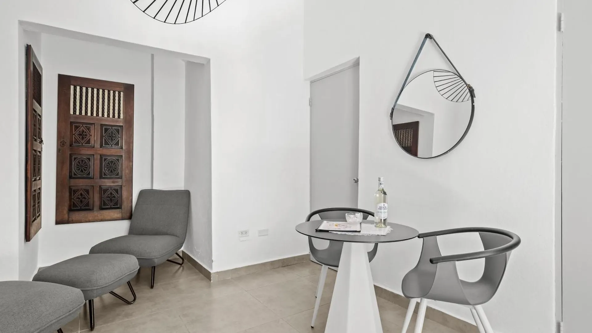 Artistic One-Bedroom Garden Apartment In Sj Mm9 San Juan