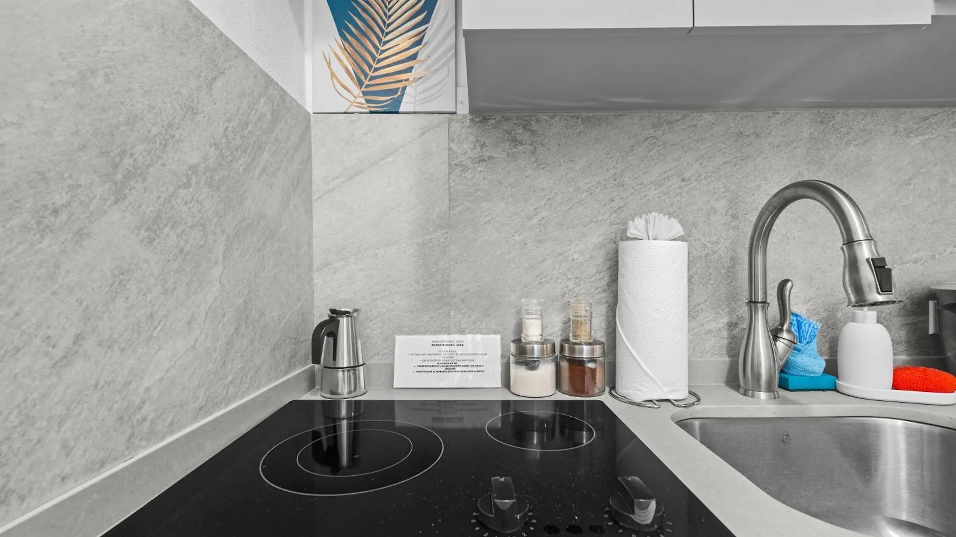 Artistic One-Bedroom Garden Apartment In Sj Mm9 Σαν Χουάν